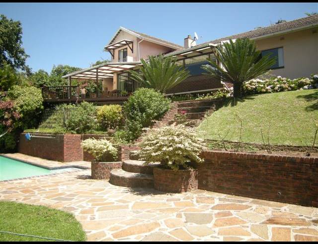 4 BEDROOM HOUSE FOR SALE IN COWIES HILL